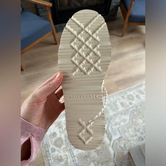 Converse Chuck Taylor Leather High Top Lace Up Boot White Pink Women 10 NWT - Picture 8 of 12